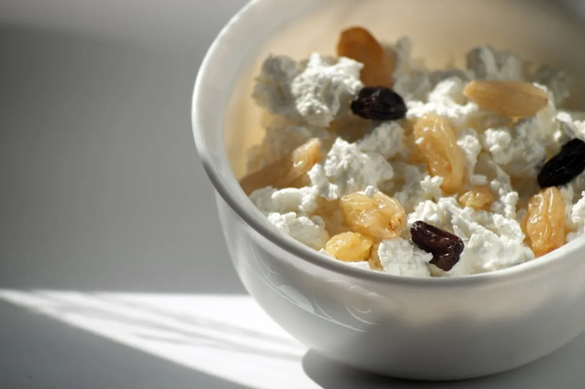 Cottage Cheese Bread Nutrition: Calories and Protein