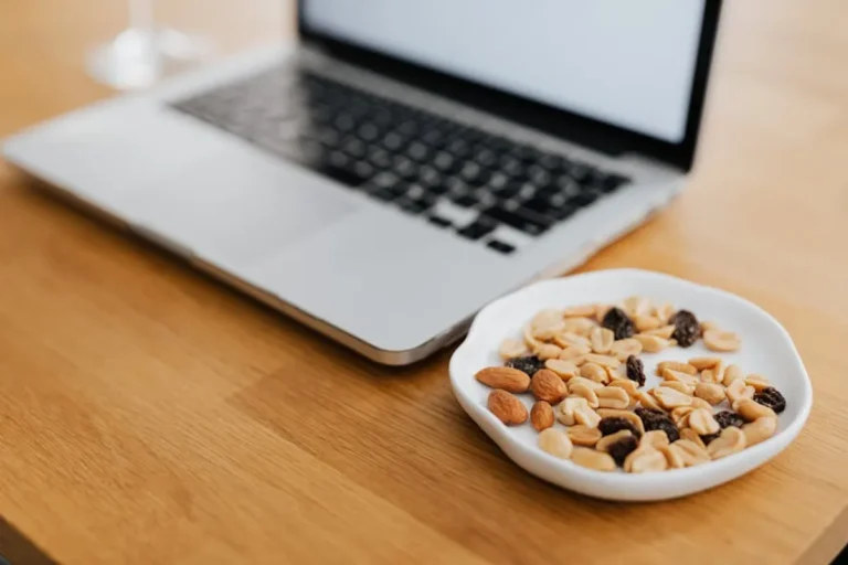 Nutrition Myths That Make Healthy Eating Harder